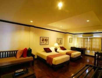 פאטאיה Cucumber Inn Suite מראה חיצוני תמונה