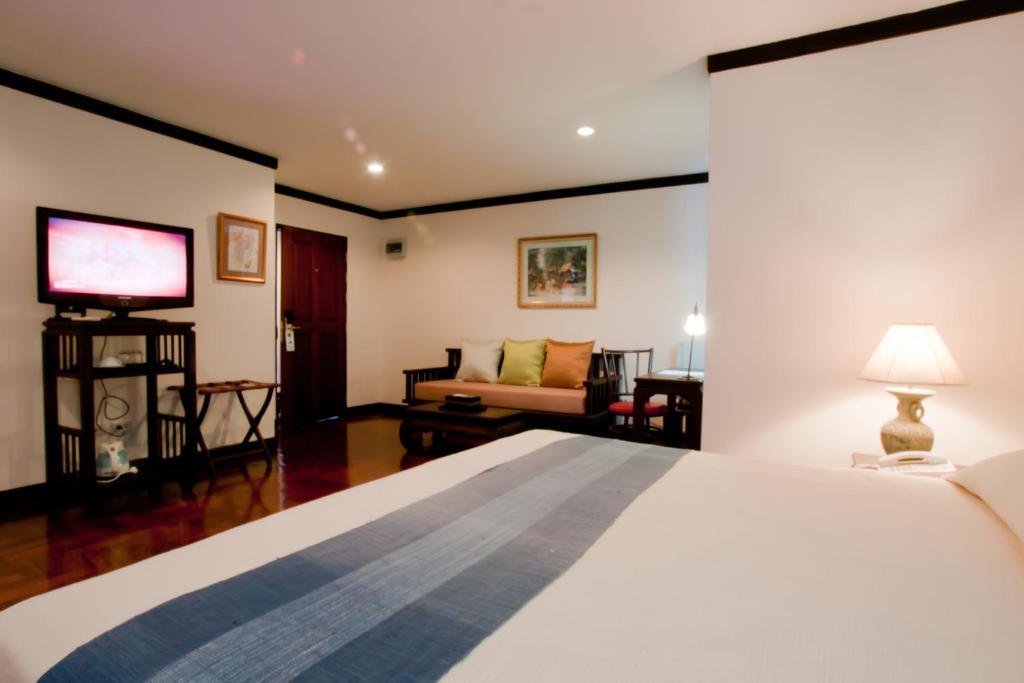 פאטאיה Cucumber Inn Suite מראה חיצוני תמונה